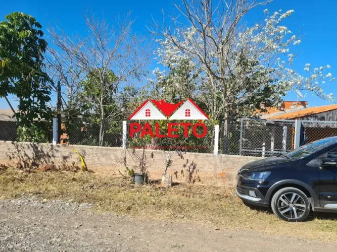 Chácara 1030 m² a venda na cidade de Porangaba interior de SP, no Loteamento Recanto da Ca