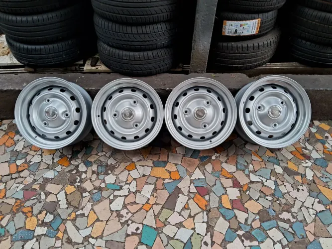 Jogo de rodas de ferro aro 14/3 furos originais Ford Corcel Pampa Del Rey e outros