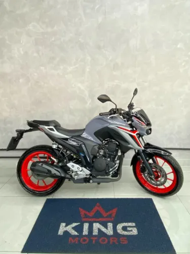 FZ25