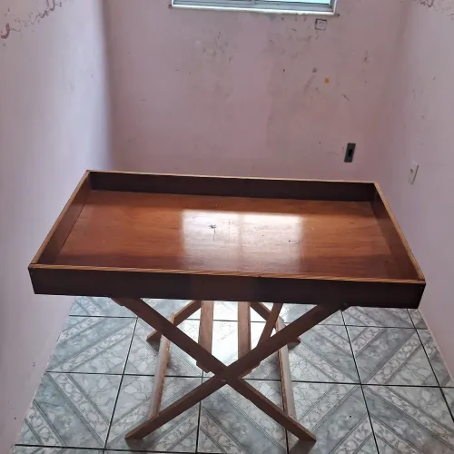 Tabuleiro ideal para venda de acaraje invernizado, reforçado
