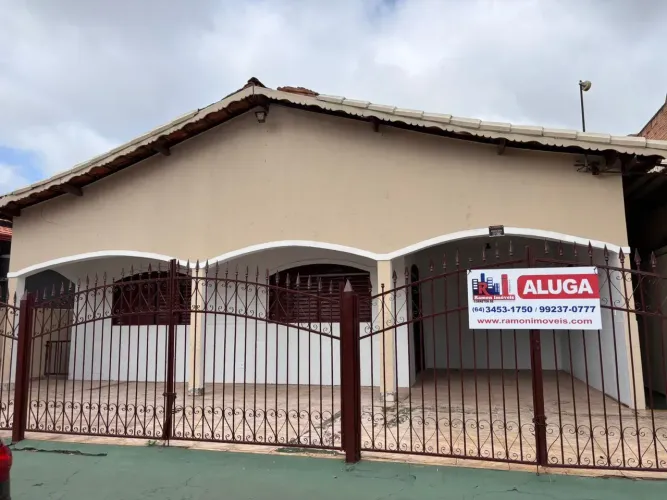 Casa no setor Olegário Pinto prox. Dona Xepa