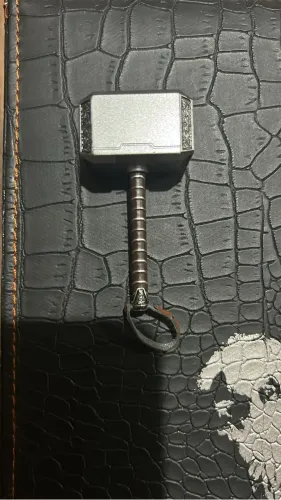 Thor hot toys marvel 1/6 mjolnir plastico 
