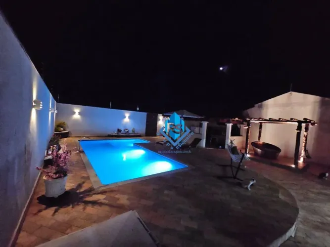 Casa com 3 dormitórios à venda, 260 m² por R$ 650k - Centro - Marapoama/SP otima localizaç