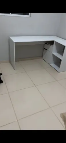 Vendo escrivaninha