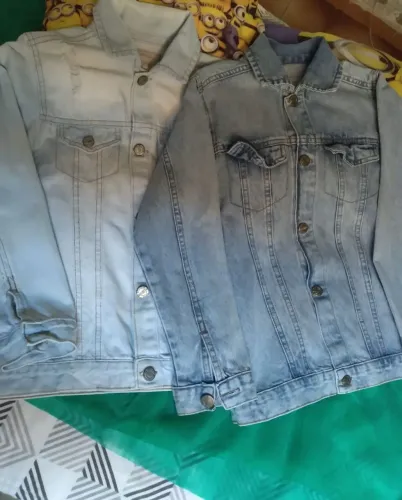 Vendo duas jaquetas seminovas tamanho 8anos