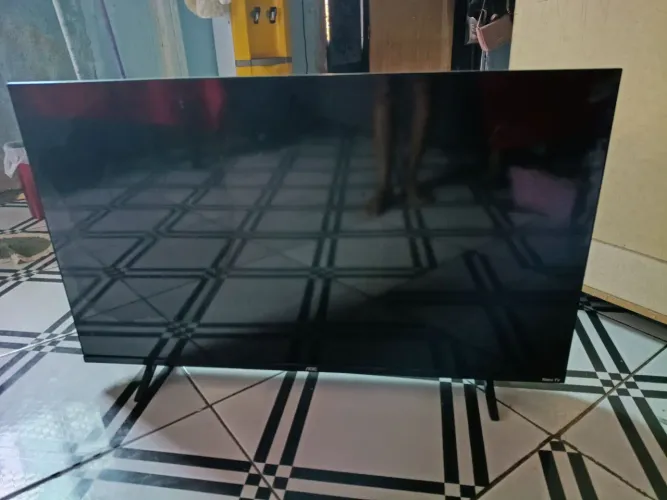 Smart TV 43 Polegadas Para Retirada de Peças Ou Conserto CONSERVADA
