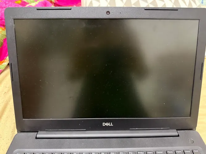 Notebook Dell Inspiron 15, SSD rápido.