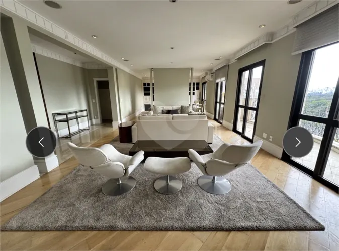 Oportunidade Exclusiva no Edifício Correggio - Moema Pássaros