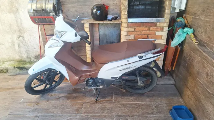 Vendo Shineray 125 2024/2025