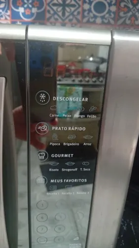Microondas Electrolux inoxidável semi novo