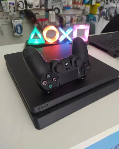 PS4 Slim Semi Novo com 6 Meses de Garantia