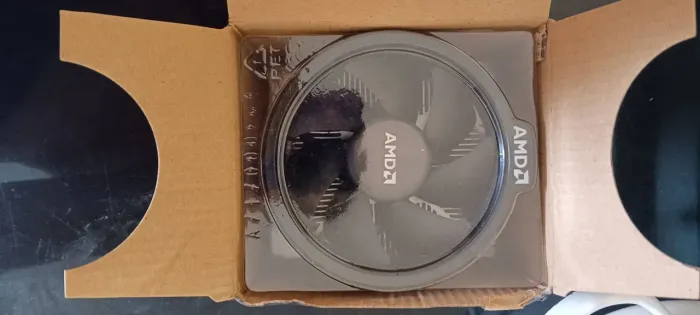 Cooler AMD, AM4 na Caixa