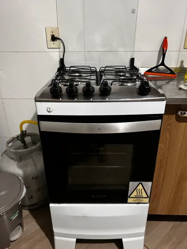 Vendo Fogão quatro bocas da marca Atlas Mônaco Top