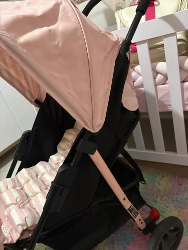 Carrinho de bebê cosco