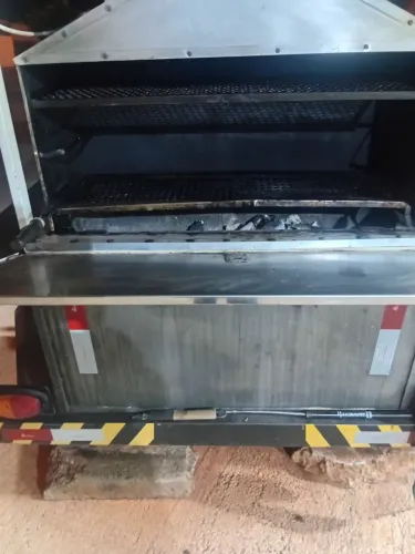 Carretinha de espeto
