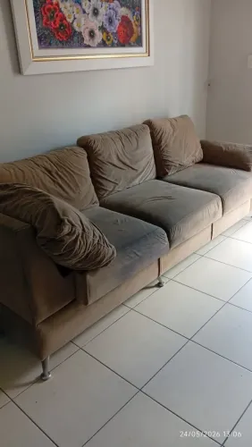 Sofá 3 lugares (precisa lavar)