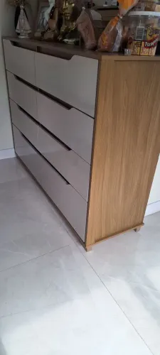 CÔMODA NOVA 8 GAVETAS, UMA DAS MAIORES.