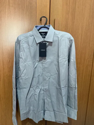 Camisa Dudalina nova TAM 2