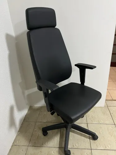 Cadeira Cavaletti Presidente 38.001- Ergonômica e Reclinável