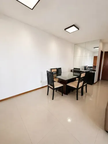 ALUGO APTO ED QUANTUM RESIDENCE MOBILIADO COM 2/4 SENDO 1 SUÍTE E 1VG