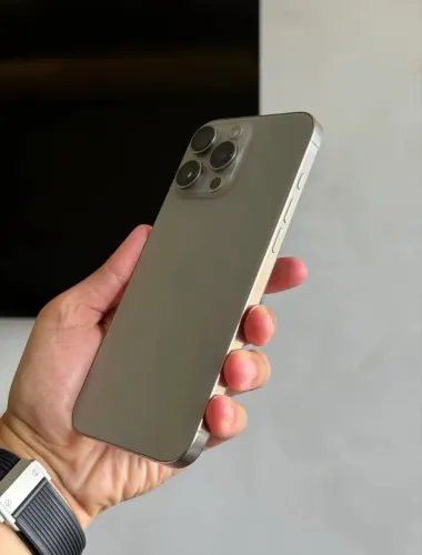 Iphone 16 pro Max 256GB Semi Novo