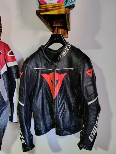 Jaqueta Dainese