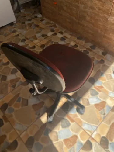 Cadeira de escritório, apenas lavar