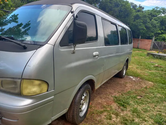 Kia Motors Besta GS Grand 3.0 8V 16L Diesel 2001