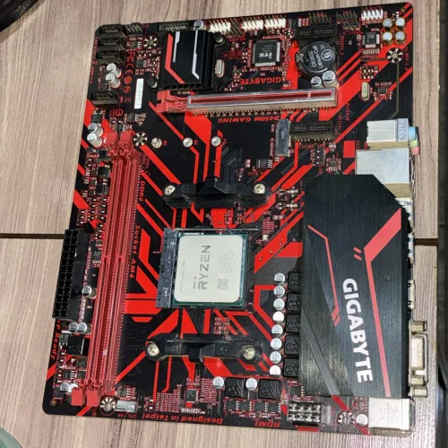 Kit b450 com Ryzen 5 3600