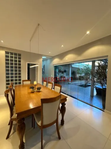 Casa à venda com 2 lotes/900m² no Condomínio Lago Sul - Bauru - SP