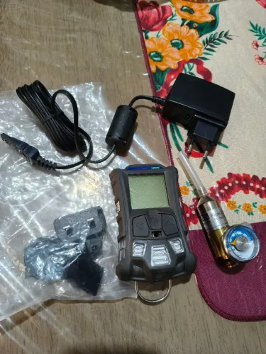 MSA ALTAIR 4XR DETECTOR MULTIGÁS + ACESSÓRIOS E DOCUMENTAÇÃO
