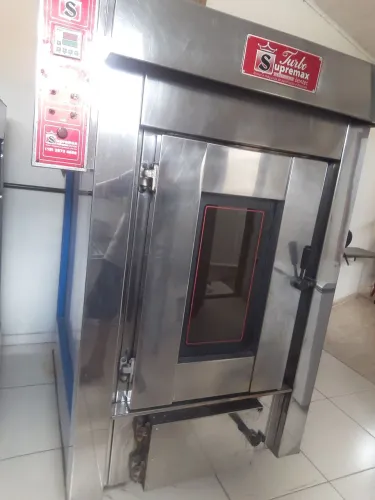 2 Fornos a Lenha Supremax 8 esteiras Trifásico 