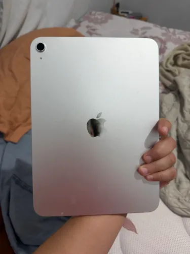 iPad 11