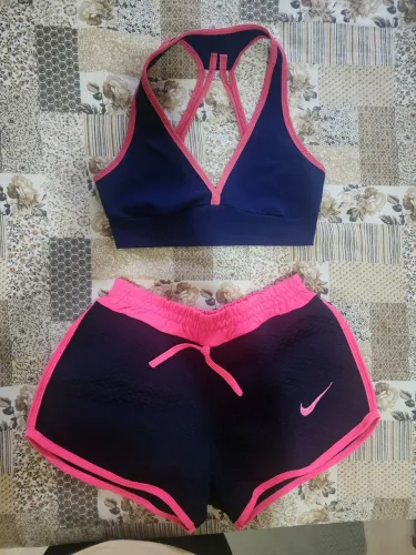 Roupas academia
