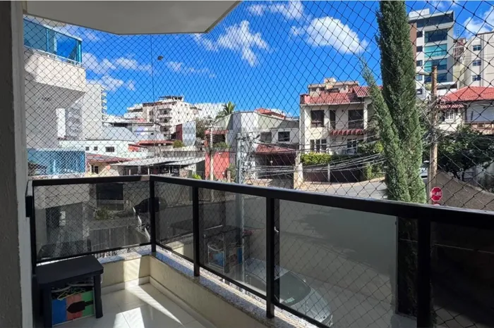Apartamento no Jardim Laranjeiras com tres quartos