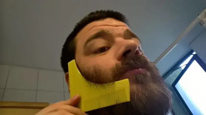 Modelador de barba