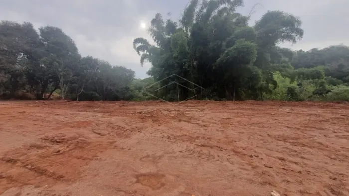 Terreno Área em Botucatu