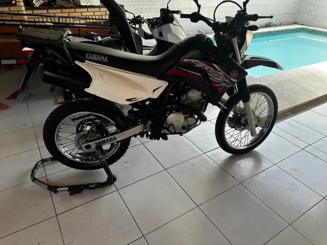 Vendo ou troco Yamaha Ander 250 2014