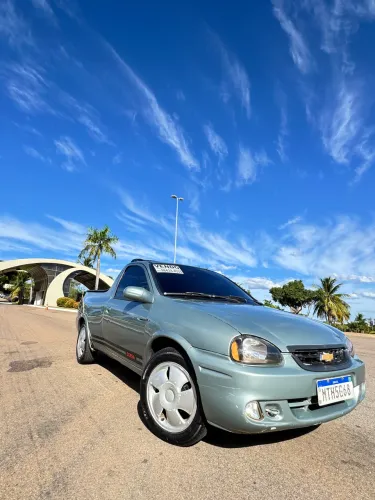 Chevrolet Corsa Pick-up Std/ Rodeio 1.6 MPFI 2003