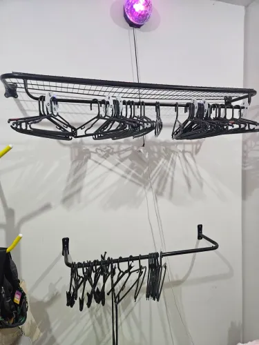 Prateleiras para loja roupas