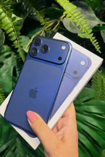 iPhone 17 Pro Azul 256 GB ( lacrado) 1 ano de garantia Apple