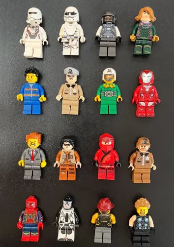Lego Variados 30 Bonecos