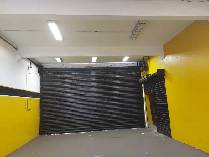 Imóvel para aluguel possui 1000 metros quadrados em Vila Isabel - Rio de Janeiro - RJ