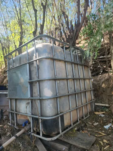 Tanque IBC 1000 Litros com Grade Metálica