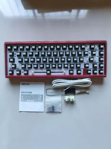 Base Lucky 65 com switchs Epomaker Zebra