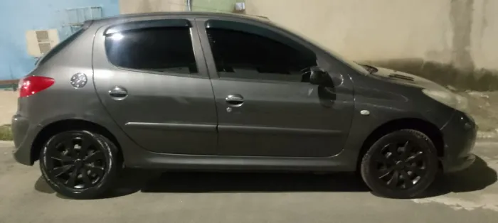 Peugeot 207 XR 1.4 Flex 8V 5P 2012