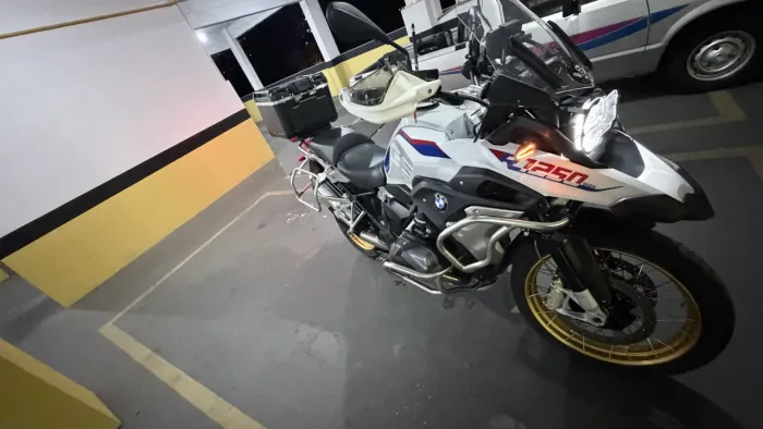 BMW 1250 Gs rallye.  Kit baixo