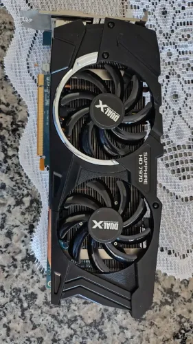 Placa de Vídeo AMD Radeon HD 7970 Dual-X | 3GB GDDR5 | 384 bits #ACEITO CARTÃO#