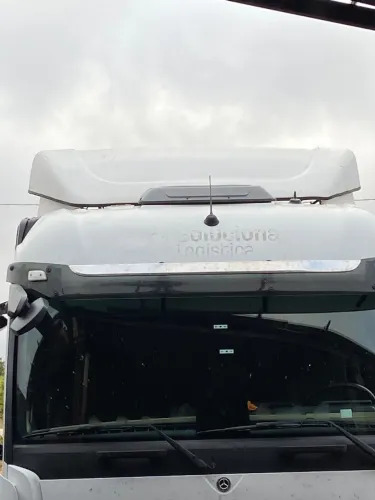 Defletor de ar New Actros 2651