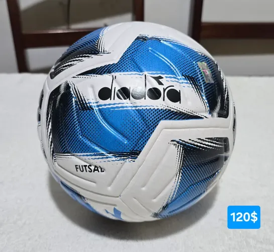 Bola de Futsal da Diadora original